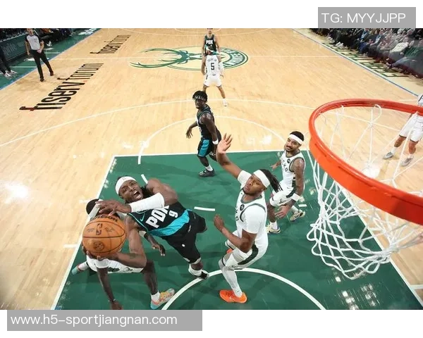 克林根谈客胜雄鹿的重要性强调全队团结一致的防守表现 克林根谈客胜雄鹿的重要性强调全队团结一致的防守表现